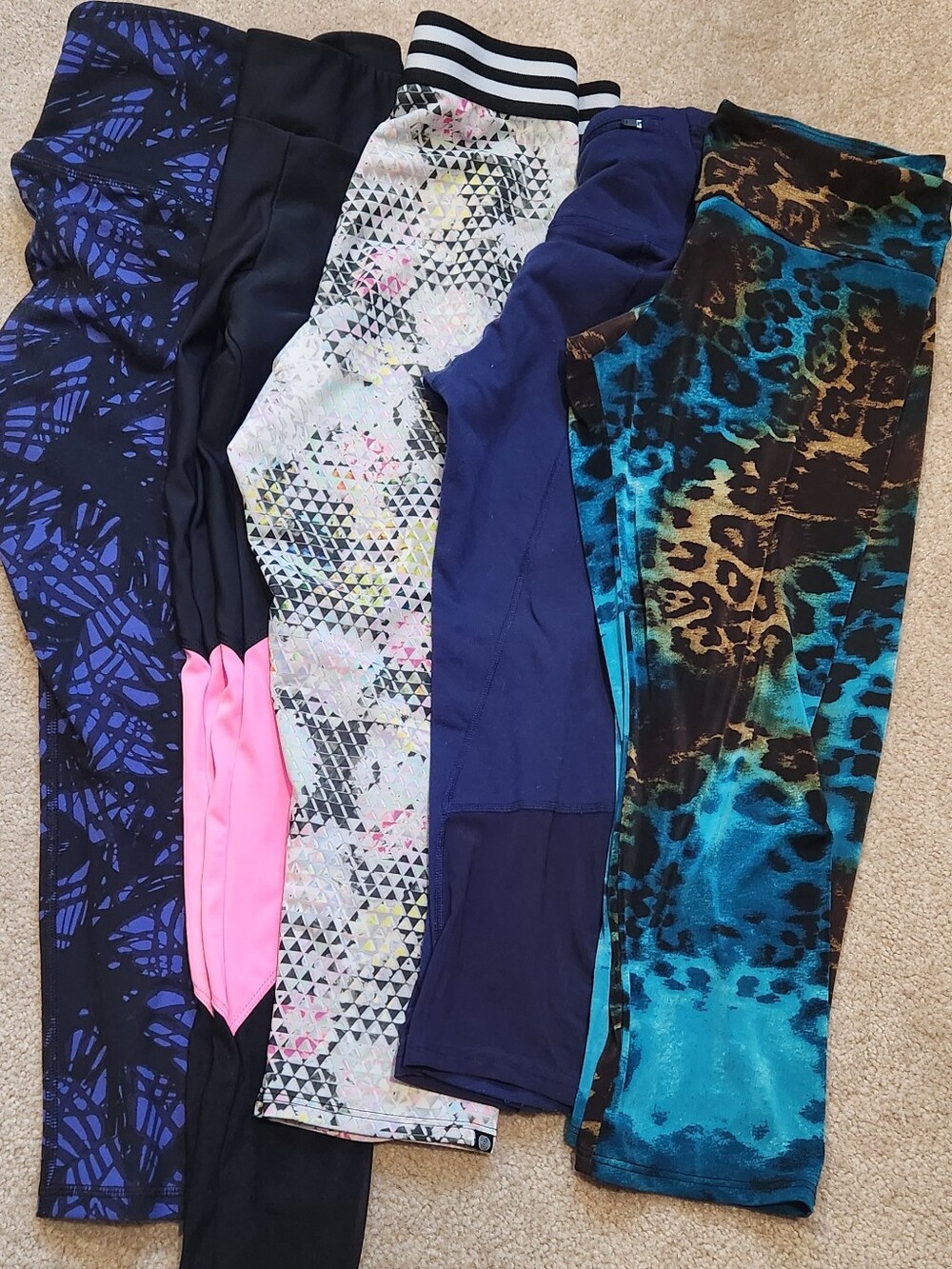 Lot Of Womens Assorted Active Wear Leggings, Long And Capri Style Size Small-Med